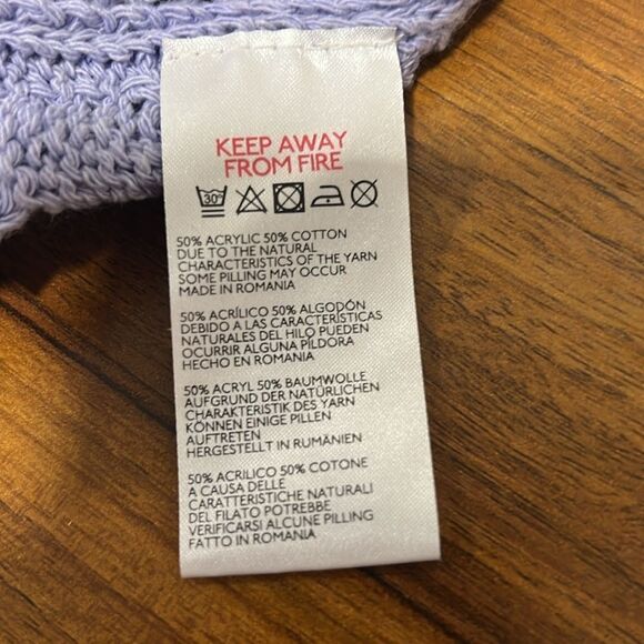 BDG Urban Outfitters Lavender Knit Halter Top Size Medium - Picture 6 of 7